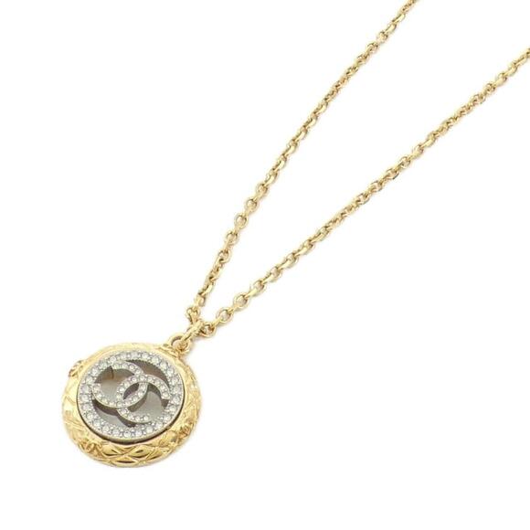 CHANEL Jewelry - CHANEL Authentic Gold Necklace